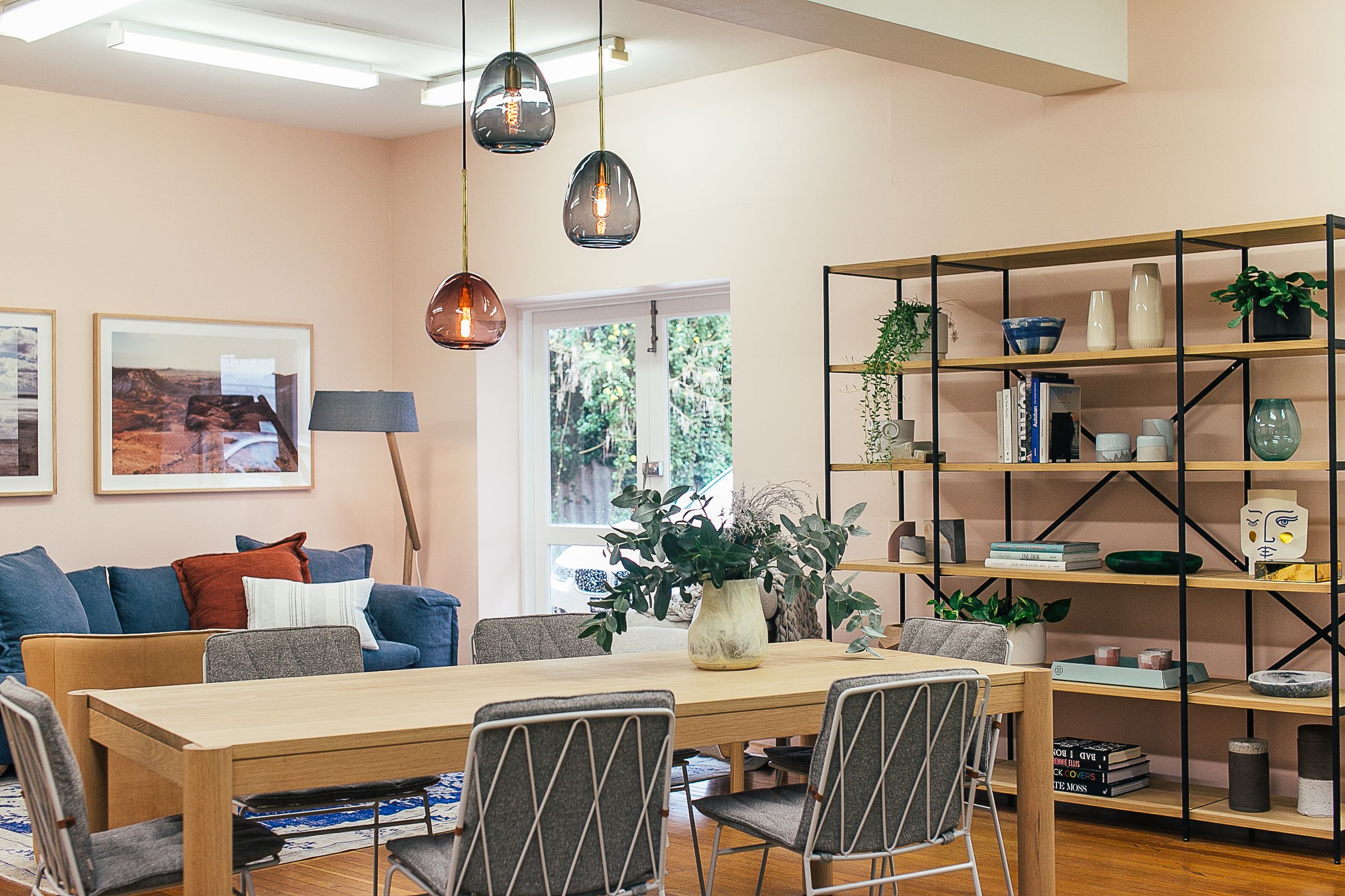 A DomusLogic-automated living space